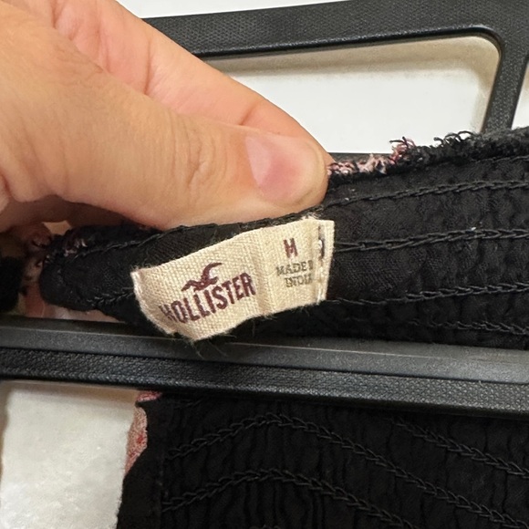 Hollister Floral Print Faux Wrap Romper Skort Size M - Picture 4 of 12